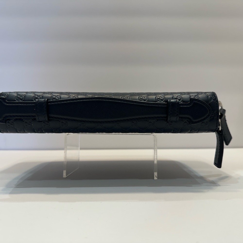 Gucci MicroGuccissima Leather Clutch - Picture 3 of 9